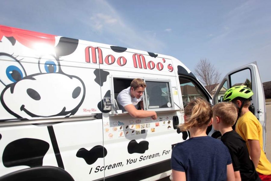 Embracing Iowa Culture With Moo Moos Ice Cream