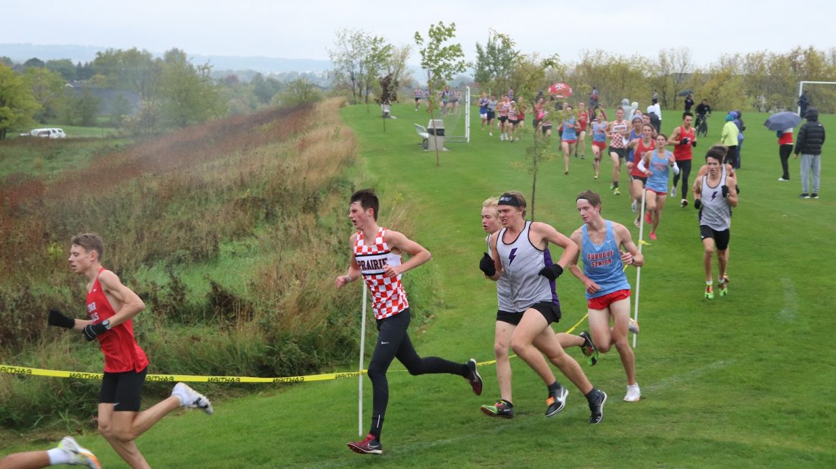 The Bolts made their annual appearance at the University of Minnesota’s Roy Griak Invitational, where they took home a first-place finish, beating out teams from six surrounding states.