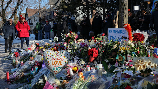 In 2025, 32 people died in the hands of U.S. Immigration and Customs Enforcement (ICE), making it the agency's deadliest year in over two decades. (PC: Heute)